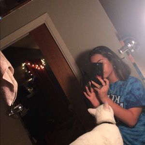 Meet your Posher, Sydney